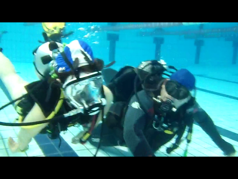 Bautizo de buceo con personas de Adacen
